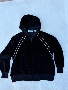 Shenanigans Petite Black Velour Zip Hoodie with White Piping. Petite Large